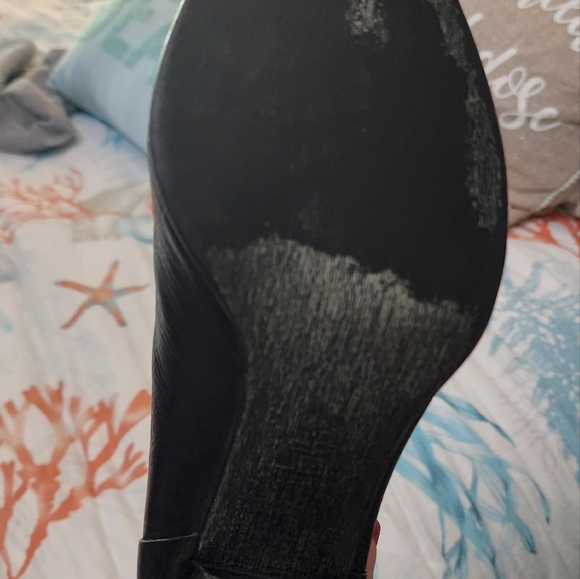 B. MAKOWSKY Black Boots Size 8.5 - Picture 6 of 8